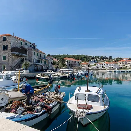 Paradise شقة بوستيرا