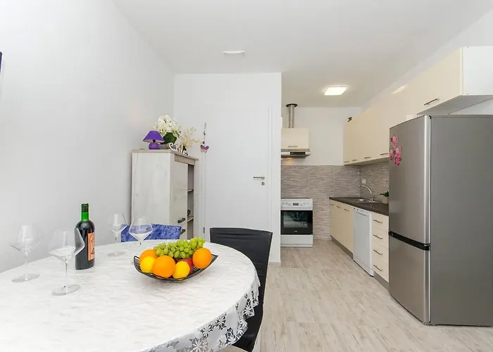 アパート Paradise *