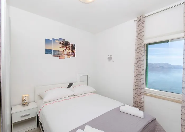 Paradise ポスティレ